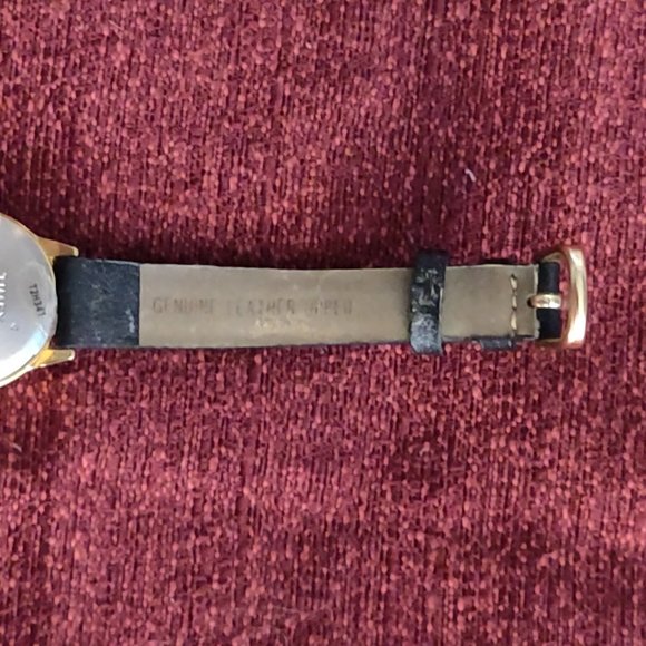 Amaze-Zing (B4) Sale!!: # 237 Timex Indiglo Date Watch - Picture 6 of 7